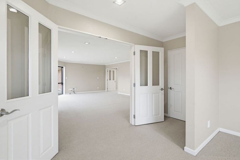 Photo of property in 66 Royal Oak Drive, Kelvin Grove, Palmerston North, 4414