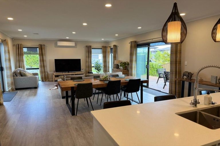 Photo of property in 321 Flat Bush School Road, Flat Bush, Auckland, 2019