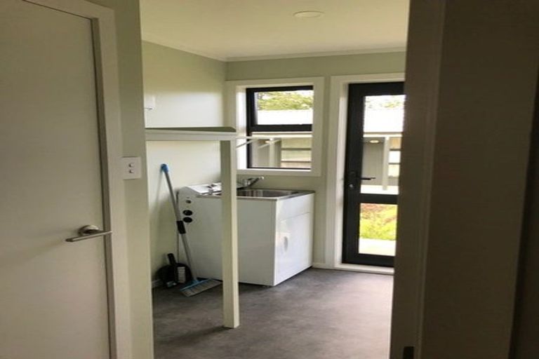Photo of property in 2b Ataahua Place, Featherston, 5710