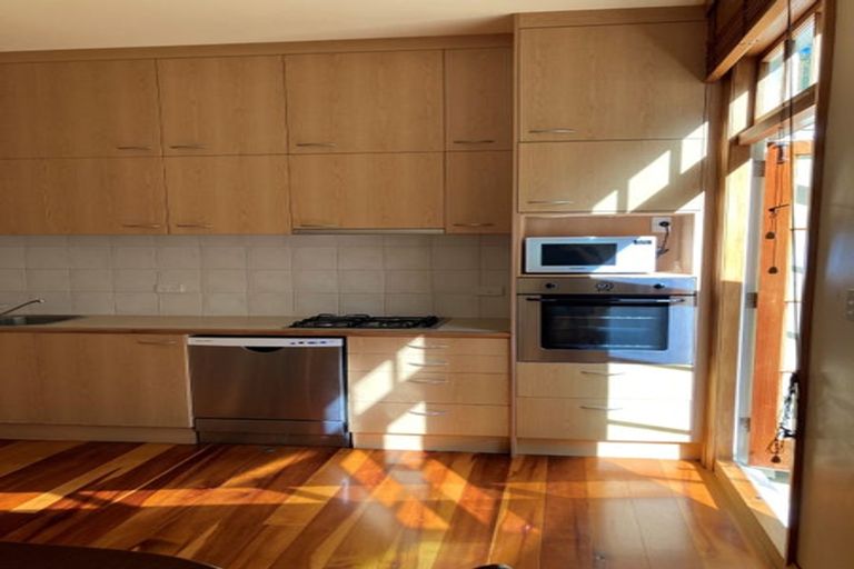 Photo of property in 6/310 Tinakori Road, Thorndon, Wellington, 6011