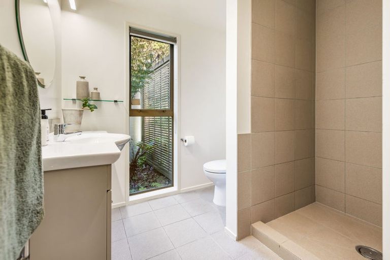 Photo of property in 42 Waitea Road, Muriwai, Waimauku, 0881