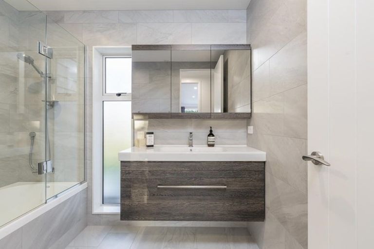 Photo of property in 180 Taylor Road, Waimauku, 0882