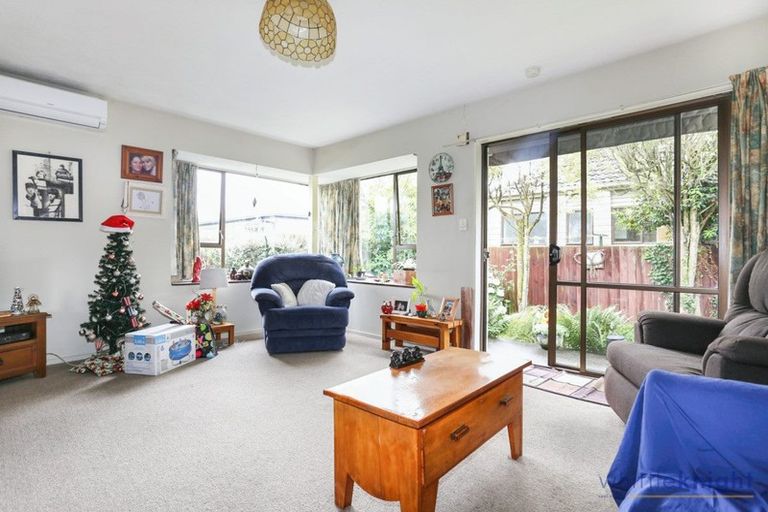Photo of property in 3/92 North Avon Road, Richmond, Christchurch, 8013
