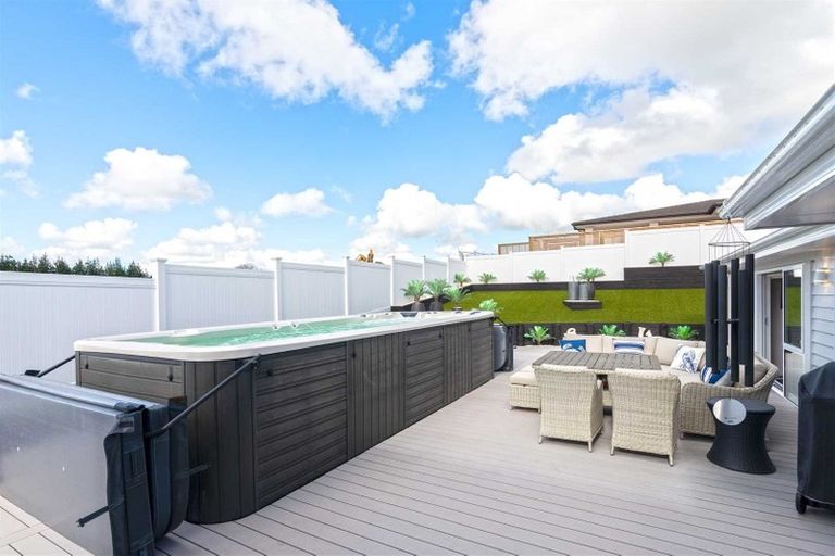 Photo of property in 26 Will Street, Huapai, Kumeu, 0810