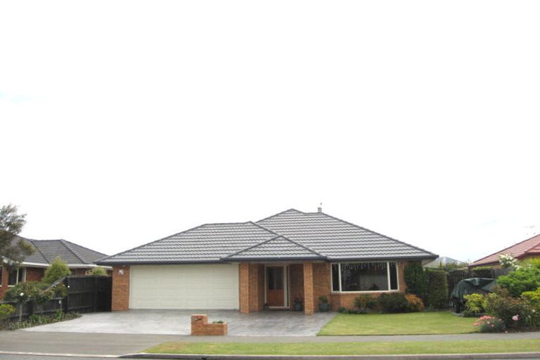 Photo of property in 36 Forest Drive, Parklands, Christchurch, 8083