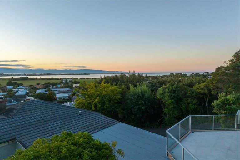 Photo of property in 22 Iwa Road, The Wood, Nelson, 7010