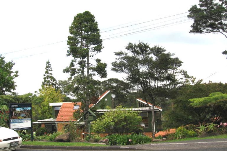 Photo of property in 97 Wood Bay Road, Titirangi, Auckland, 0604