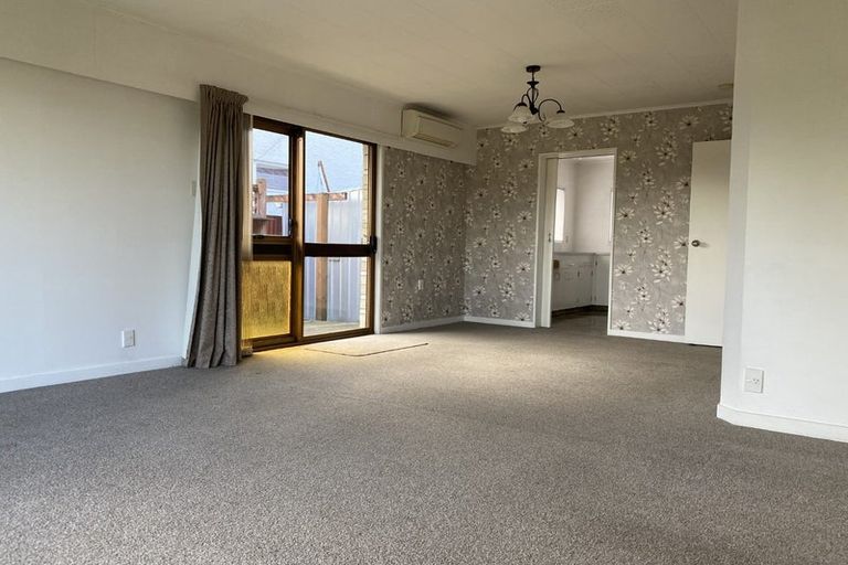 Photo of property in 1/510 Heretaunga Street East, Hastings, 4122