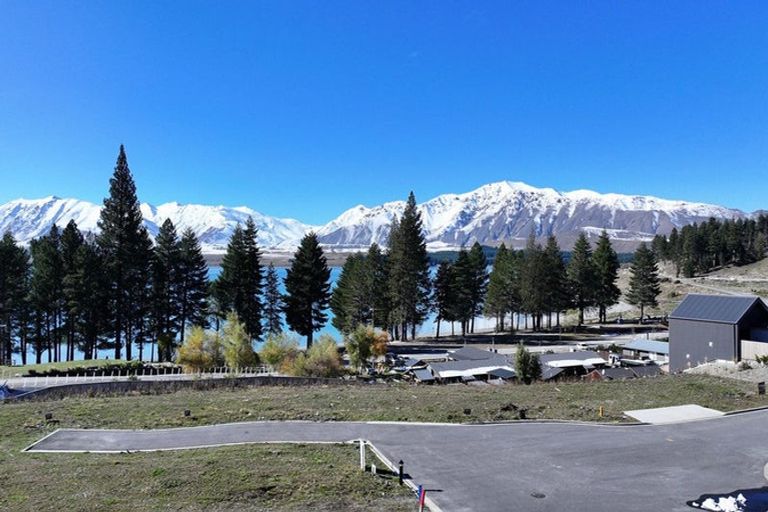 Photo of property in 5 Petes Place, Lake Tekapo, 7999