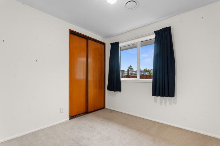 Photo of property in 142 Ilam Road, Ilam, Christchurch, 8041