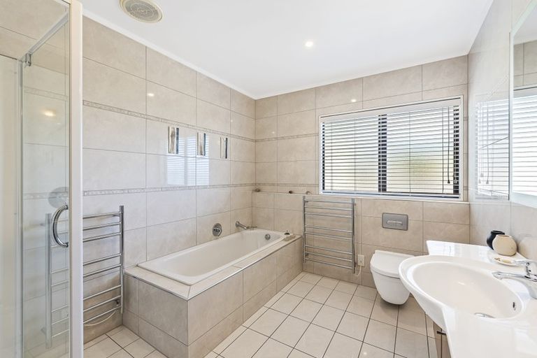 Photo of property in 38 Manly Street, Paraparaumu Beach, Paraparaumu, 5032