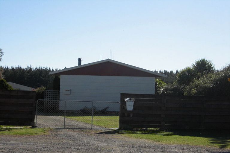 Photo of property in 590 Waitarere Beach Road, Waitarere Beach, Levin, 5510