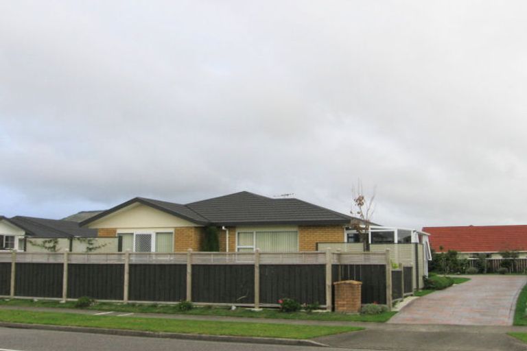Photo of property in 38 Sylvan Avenue, Waikanae, 5036