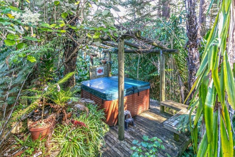 Photo of property in 119 Chevron Crescent, Whangamata, 3620