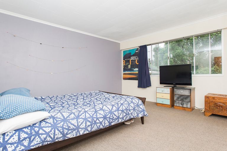 Photo of property in 27 Seddon Crescent, Whataupoko, Gisborne, 4010