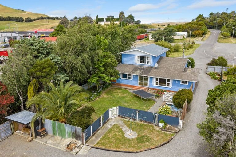 Photo of property in 2 Redwood Street, Seddon, 7210
