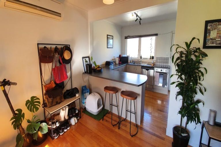 Photo of property in 3112/110 East Coast Road, Forrest Hill, Auckland, 0620