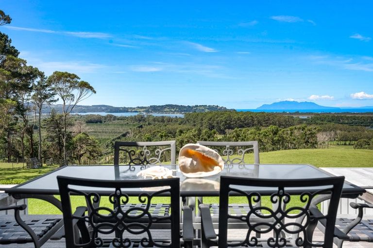 Photo of property in 201 Takatu Road, Tawharanui Peninsula, Warkworth, 0986