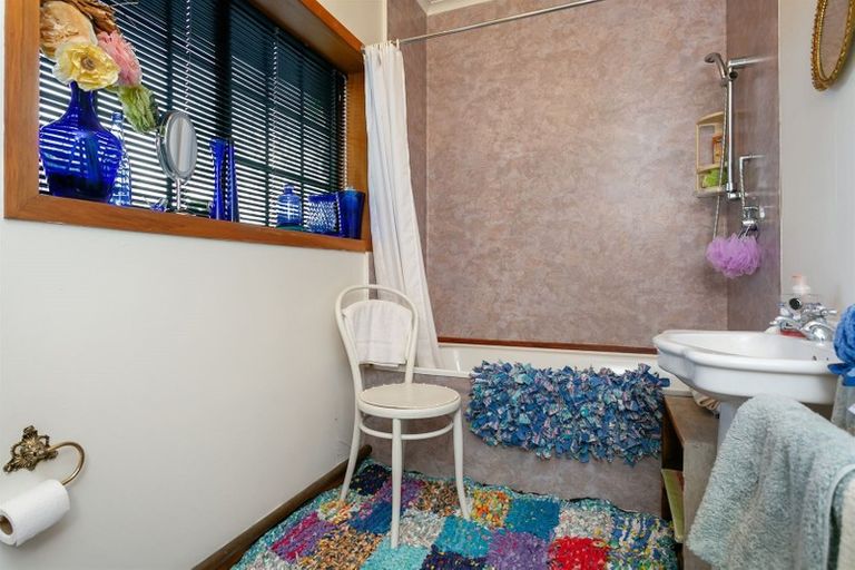 Photo of property in 58 Hamilton Road, Cambridge, 3434