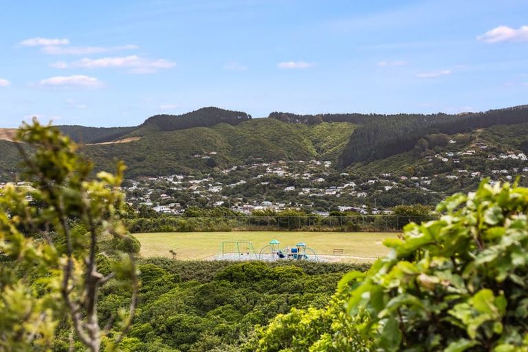 Photo of property in 138 Woodman Drive, Tawa, Wellington, 5028