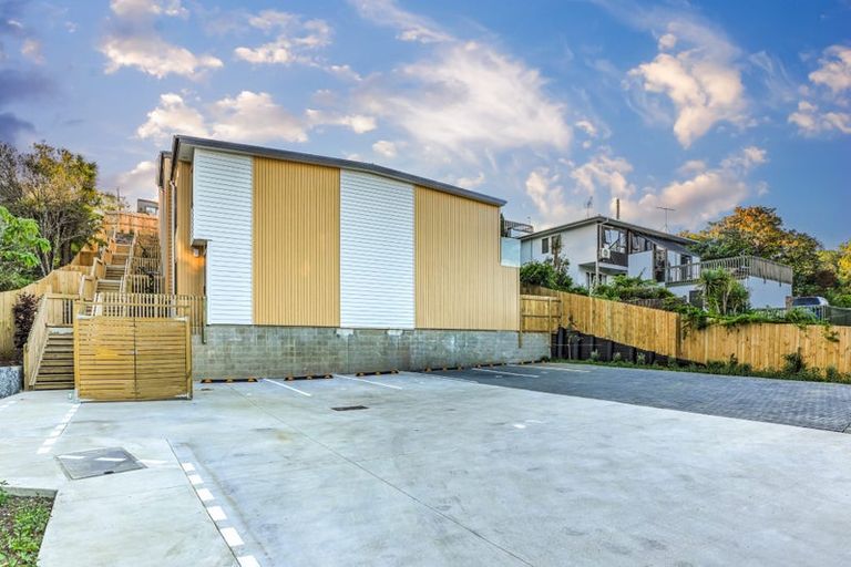 Photo of property in 19d Elmira Place, Browns Bay, Auckland, 0630