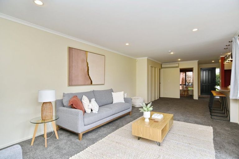 Photo of property in 11 Parkside Crescent, Northwood, Christchurch, 8051