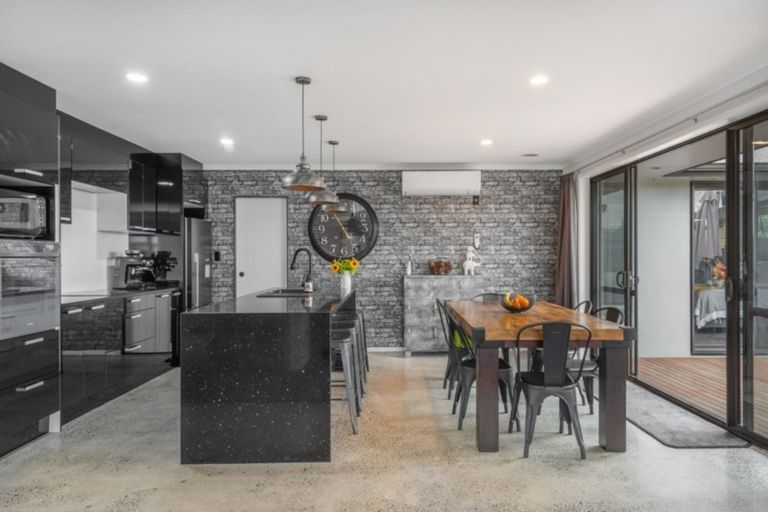 Photo of property in 6 Mickelson Avenue, Rototuna, Hamilton, 3210