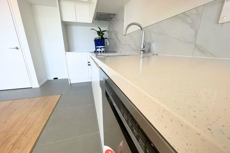 Photo of property in 104/318 Wairau Road, Glenfield, Auckland, 0629