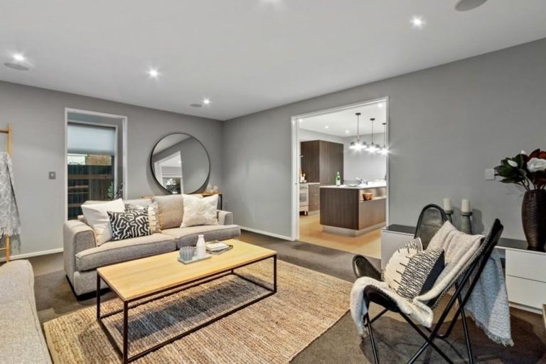 Photo of property in 128a Holly Road, St Albans, Christchurch, 8014