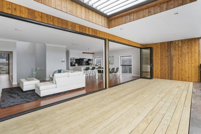 Photo of property in 5 Boutique Way, Orewa, 0931