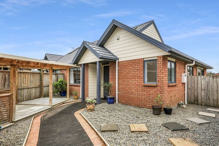 Photo of property in 43b Apple Terrace, Ranui, Porirua, 5024