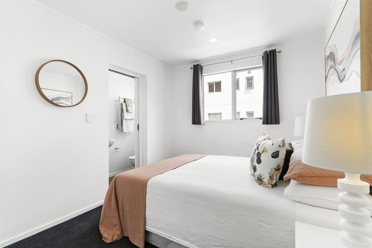 Photo of property in 325/26 Morningside Drive, Morningside, Auckland, 1025