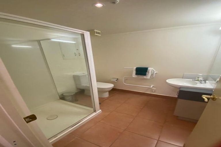 Photo of property in Capri Apartments, 5 The Mall, Mount Maunganui, 3116