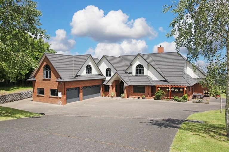 Photo of property in 473c Redoubt Road, Totara Park, Auckland, 2019