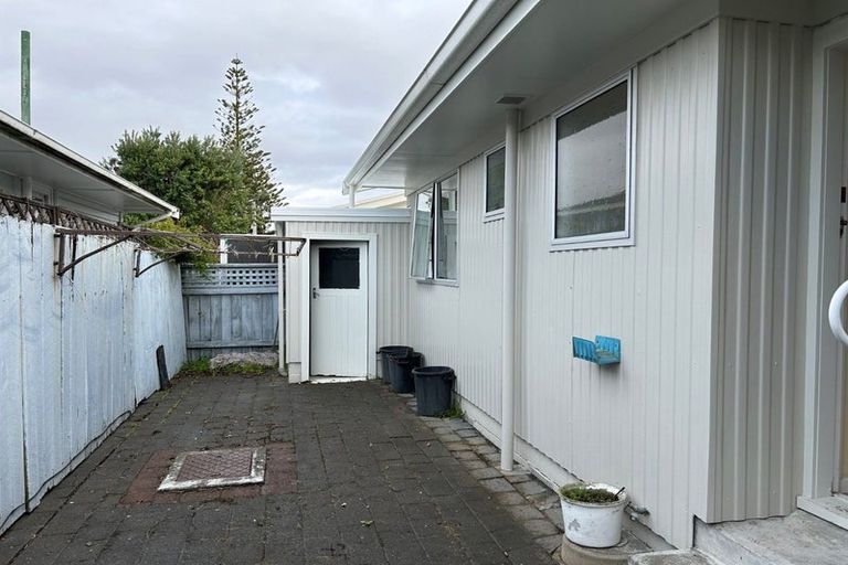 Photo of property in 2/44 The Esplanade, Westshore, Napier, 4110