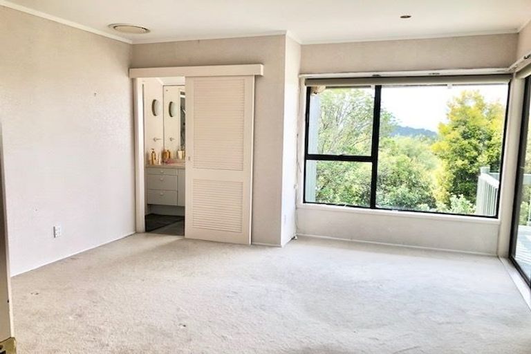 Photo of property in 20 Makepiece Place, Chatswood, Auckland, 0626