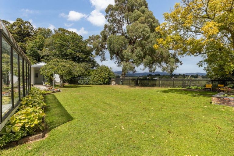 Photo of property in 208 Roslyn Road, Levin, 5510