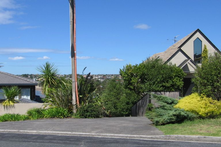 Photo of property in 2/1 Clifton Road, Browns Bay, Auckland, 0630