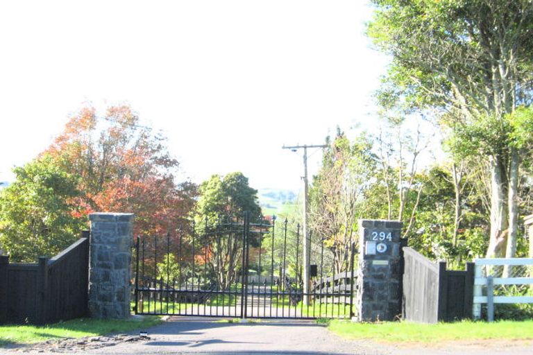 Photo of property in 294 Redoubt Road, Totara Park, Auckland, 2019