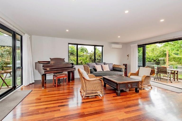 Photo of property in 23 Bridge Street, Southbridge, 7602