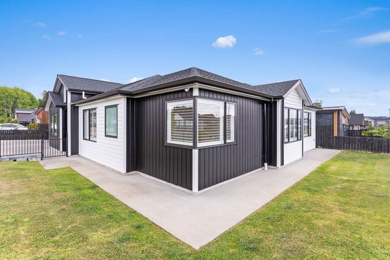 Photo of property in 95 Maryvale Road, Wainui, 0932