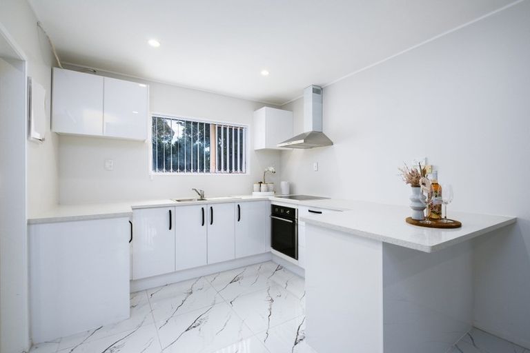 Photo of property in 90a Beaumonts Way, Manurewa, Auckland, 2102