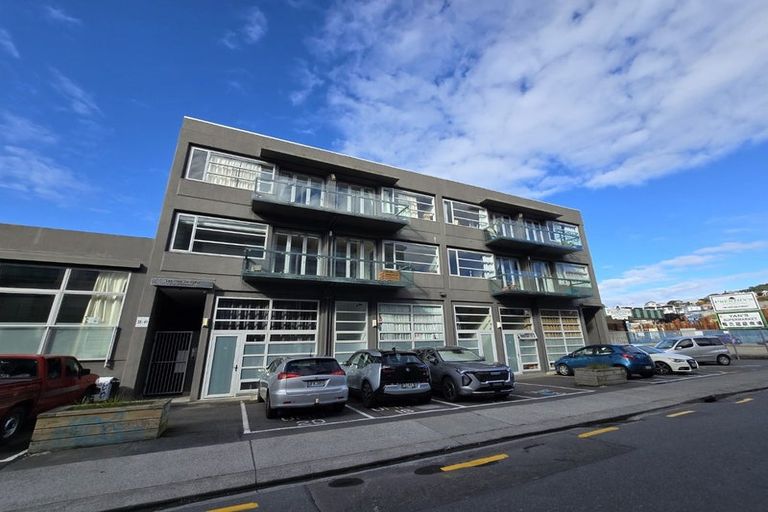 Photo of property in 18/35 Torrens Terrace, Mount Cook, Wellington, 6011
