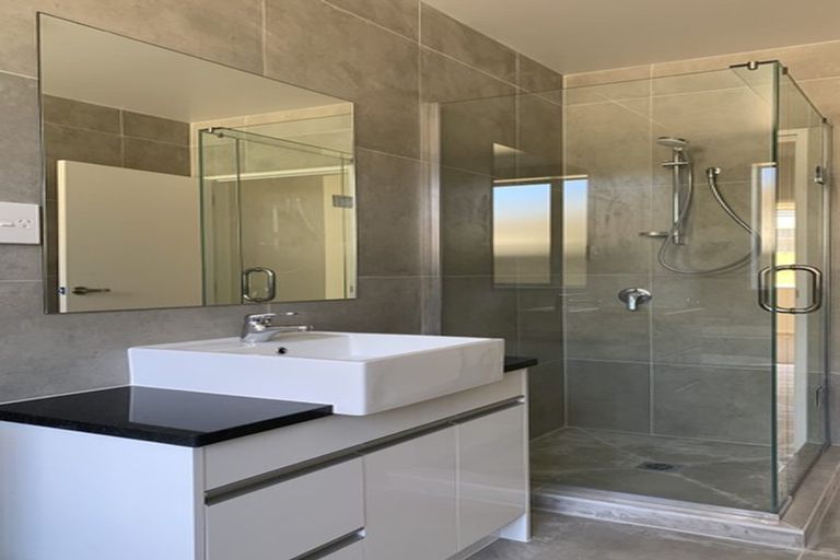 Photo of property in 3 Kanono Road, Takanini, 2110