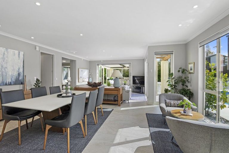 Photo of property in 90 Memorial Avenue, Ilam, Christchurch, 8053