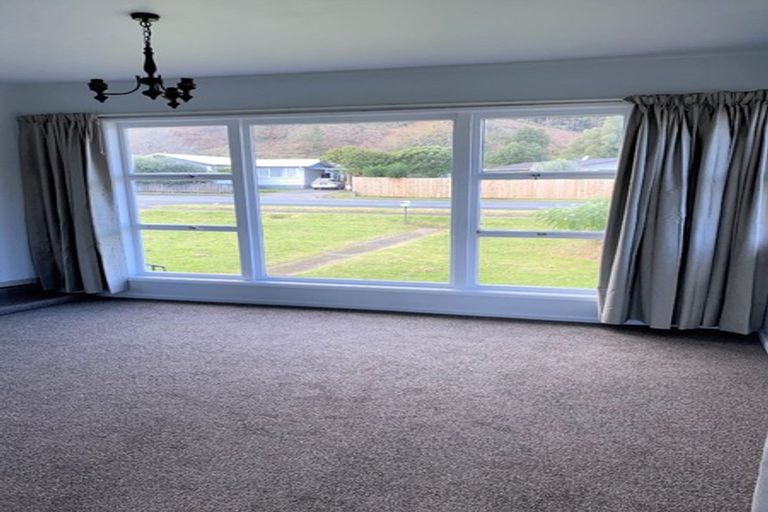 Photo of property in 122 George Street, Hikurangi, 0114