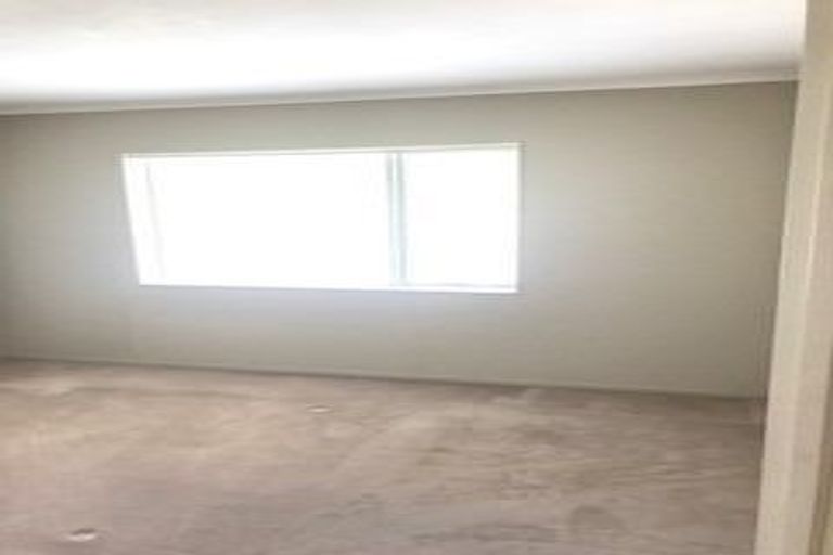 Photo of property in 72 Garelja Road, Henderson, Auckland, 0612