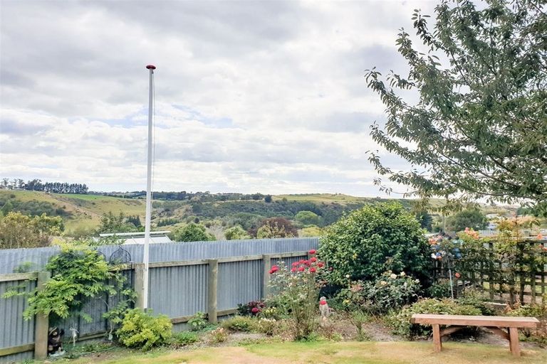 Photo of property in 11 Arrow Crescent, Holmes Hill, Oamaru, 9401