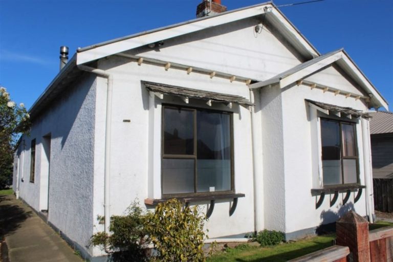 Photo of property in 75 Bayview Road, Bayview, Auckland, 0629