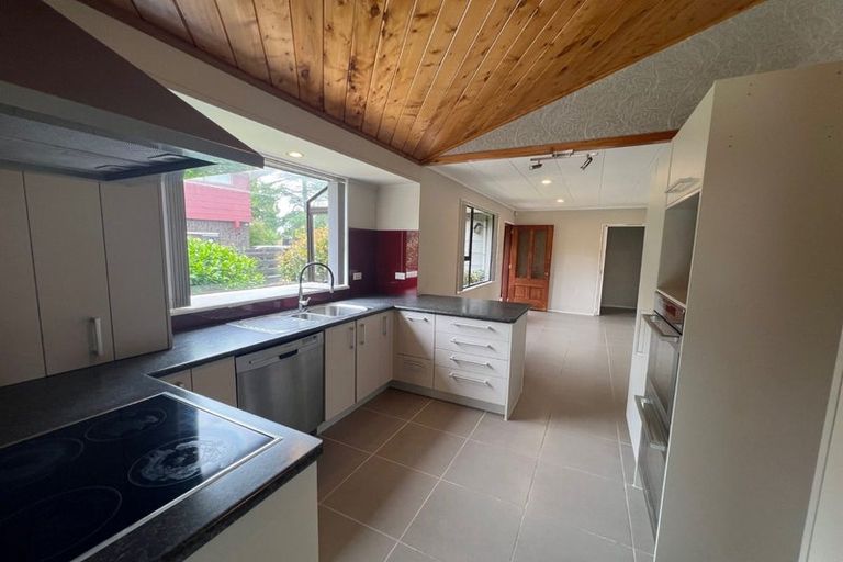Photo of property in 3 Bluewater Place, Wattle Downs, Auckland, 2103